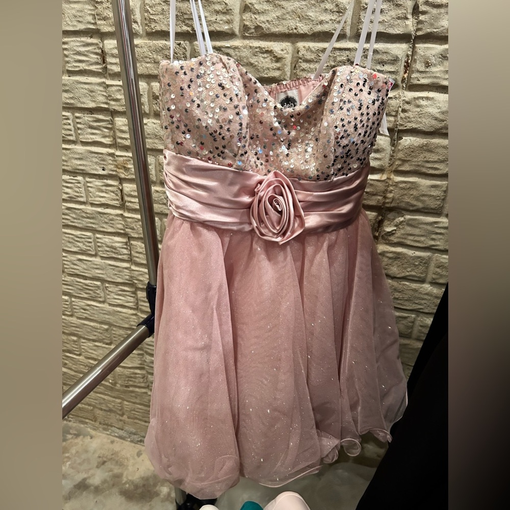rose colored strapless dress with tulle and sequins - new with tags - size 7